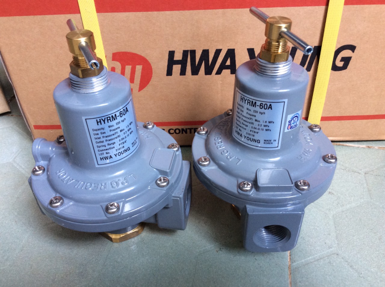 van dieu ap cap mot hwayoung hyrm-60a